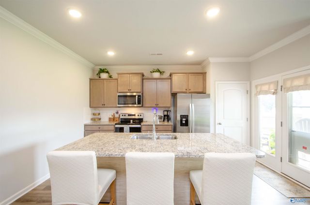 7003 Straightway Court NW, Huntsville, AL 35806