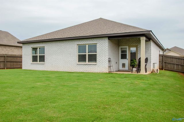 7003 Straightway Court NW, Huntsville, AL 35806