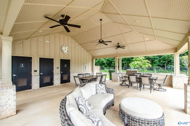 7003 Straightway Court NW, Huntsville, AL 35806