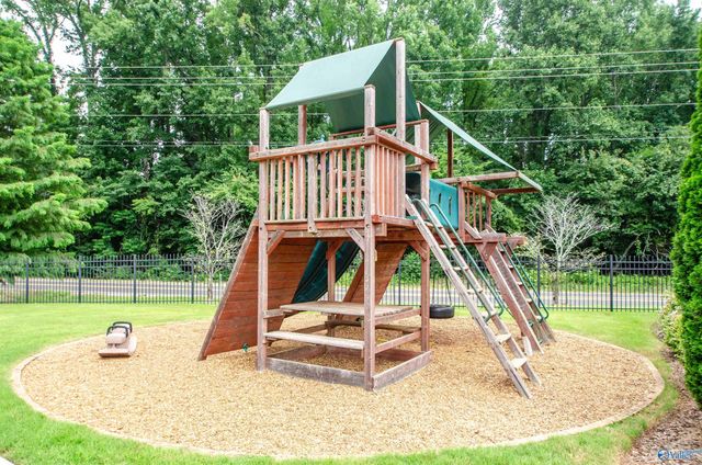7003 Straightway Court NW, Huntsville, AL 35806