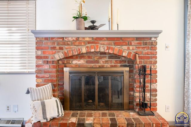 5601 SW 24th ST, Topeka, KS 66614