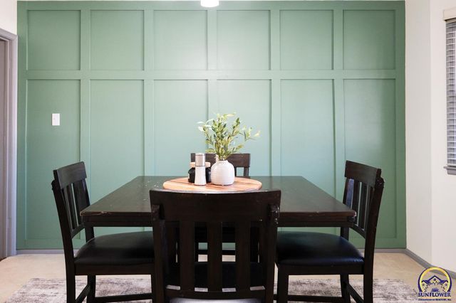 5601 SW 24th ST, Topeka, KS 66614