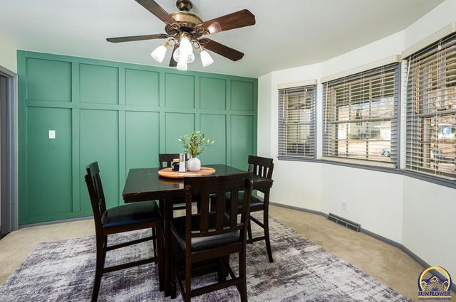 5601 SW 24th ST, Topeka, KS 66614