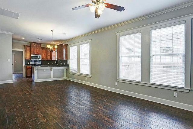 6722 Avenue F, Houston, TX 77011