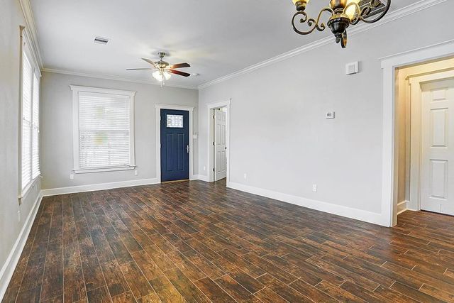 6722 Avenue F, Houston, TX 77011