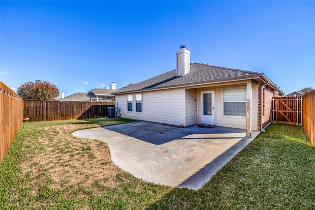 6256 Trinity Creek Drive, Fort Worth, TX 76179