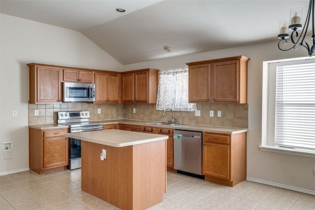 6256 Trinity Creek Drive, Fort Worth, TX 76179