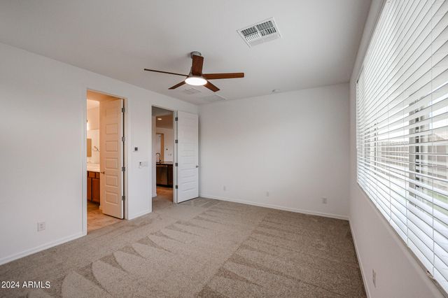 8752 W Medlock Drive, Glendale, AZ 85305