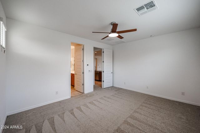 8752 W Medlock Drive, Glendale, AZ 85305