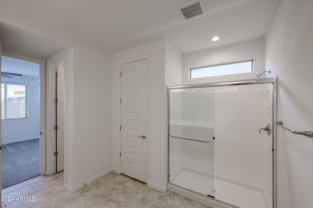 8752 W Medlock Drive, Glendale, AZ 85305