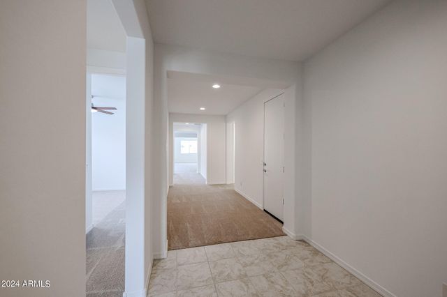 8752 W Medlock Drive, Glendale, AZ 85305