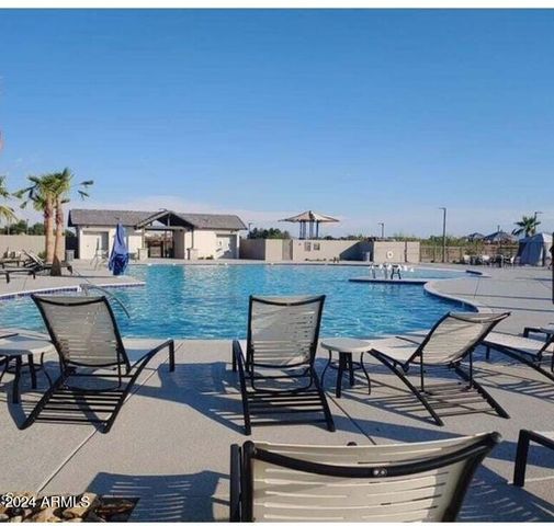 8752 W Medlock Drive, Glendale, AZ 85305