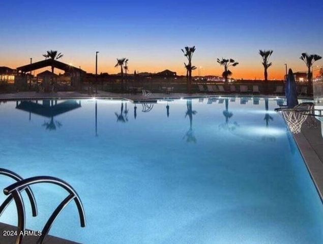 8752 W Medlock Drive, Glendale, AZ 85305