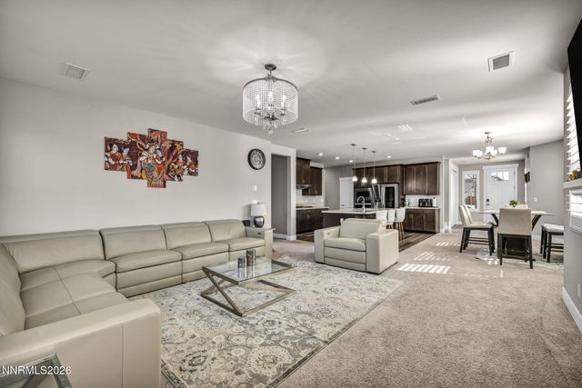 944 Los Alamitos Street, Minden, NV 89423