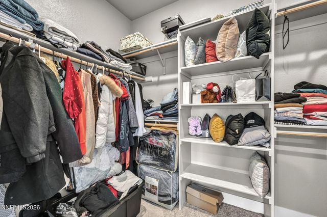 944 Los Alamitos Street, Minden, NV 89423