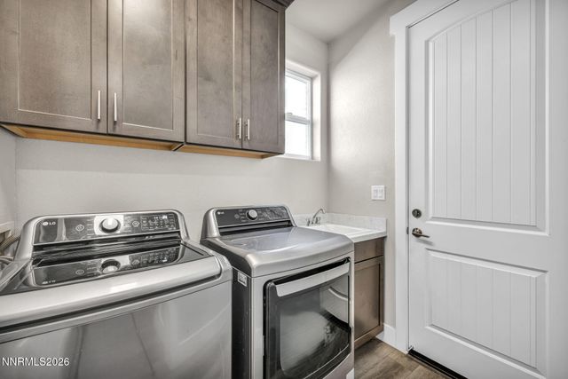 944 Los Alamitos Street, Minden, NV 89423