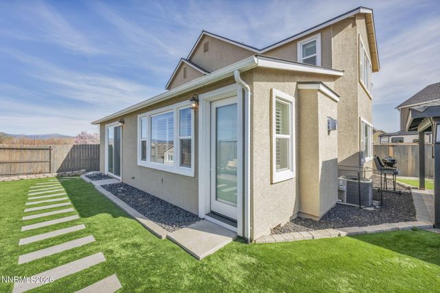 944 Los Alamitos Street, Minden, NV 89423