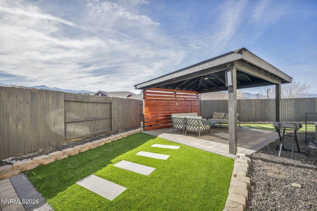 944 Los Alamitos Street, Minden, NV 89423