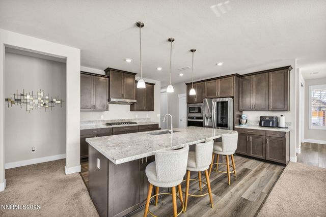 944 Los Alamitos Street, Minden, NV 89423