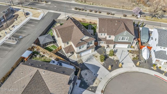 944 Los Alamitos Street, Minden, NV 89423