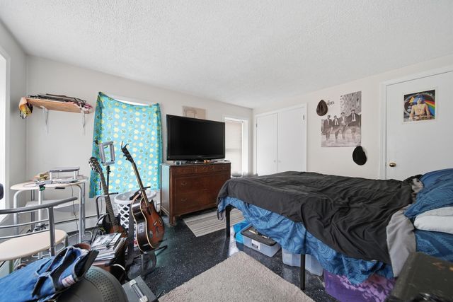 1268 Hanover Street, Manchester, NH 03104