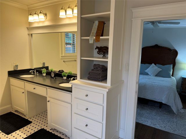 4608 Birchman Avenue, Fort Worth, TX 76107