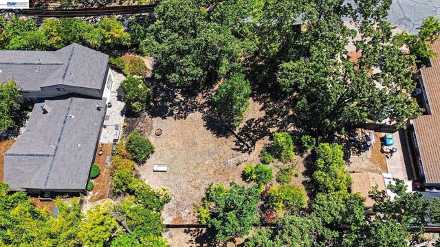 571 LA GONDA WAY, Danville, CA 94526
