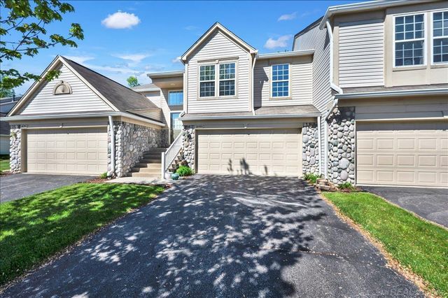 26782 Kirkway Circle, Woodhaven, MI 48183