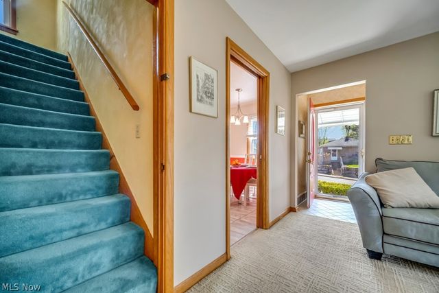 324 W State Street, Barberton, OH 44203