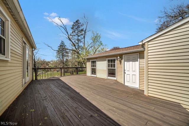 324 W State Street, Barberton, OH 44203