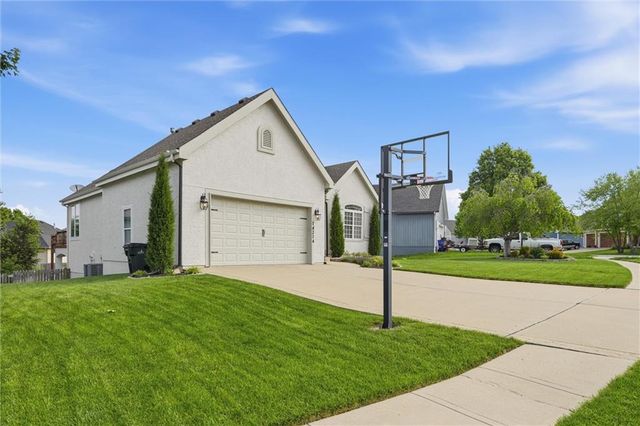 14214 W 155th Street, Olathe, KS 66062