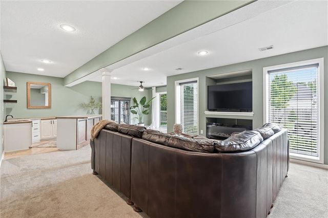 14214 W 155th Street, Olathe, KS 66062