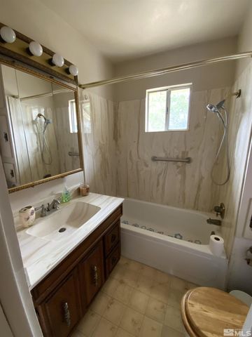 200 Mclean Road, Fallon, NV 89406