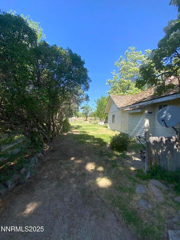 200 Mclean Road, Fallon, NV 89406