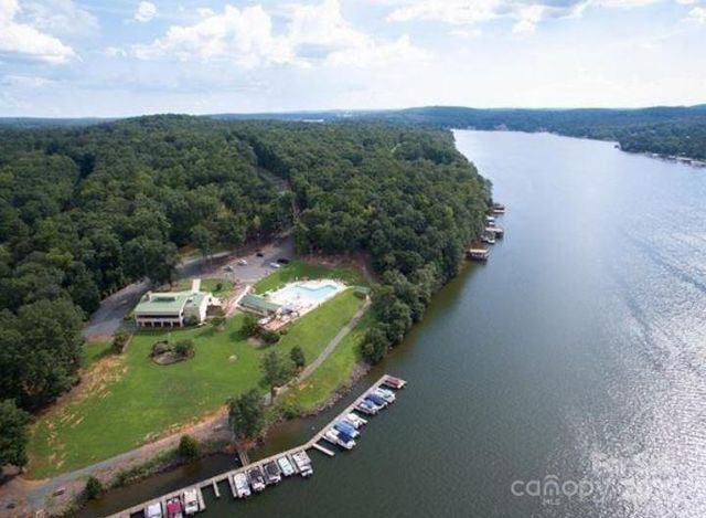 188 Delwood Court, Mount Gilead, NC 27306