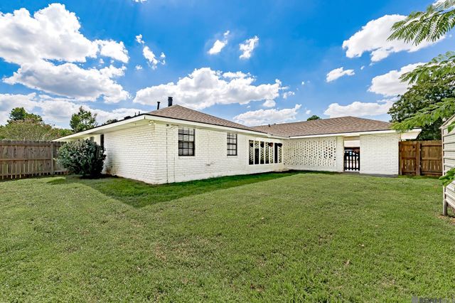 12929 Newcastle Ave, Baton Rouge, LA 70816