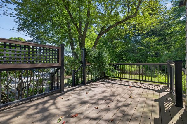 10 Hayward St, Randolph, MA 02368