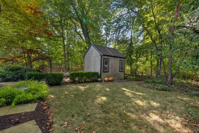 10 Hayward St, Randolph, MA 02368