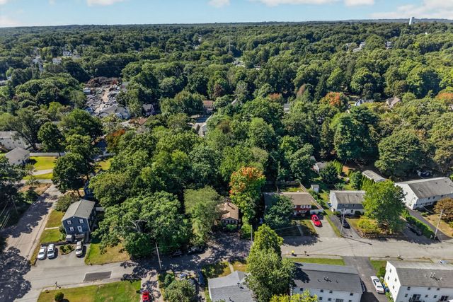 10 Hayward St, Randolph, MA 02368