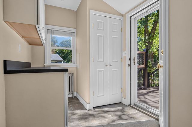 10 Hayward St, Randolph, MA 02368