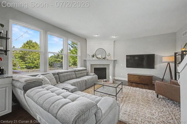 7783 Berwick Drive, Ypsilanti Charter Township, MI 48197