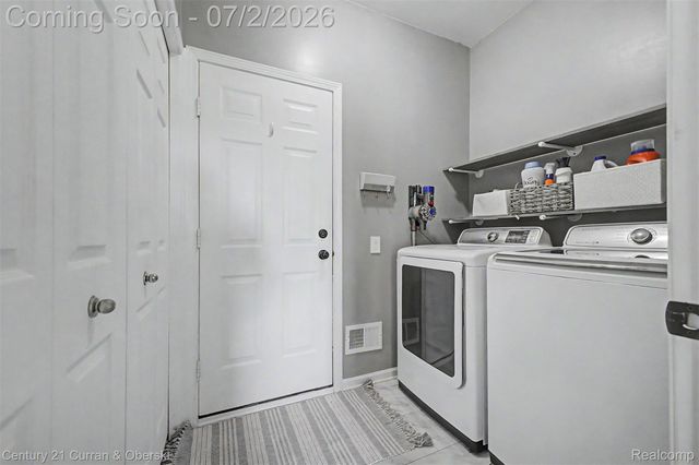 7783 Berwick Drive, Ypsilanti Charter Township, MI 48197