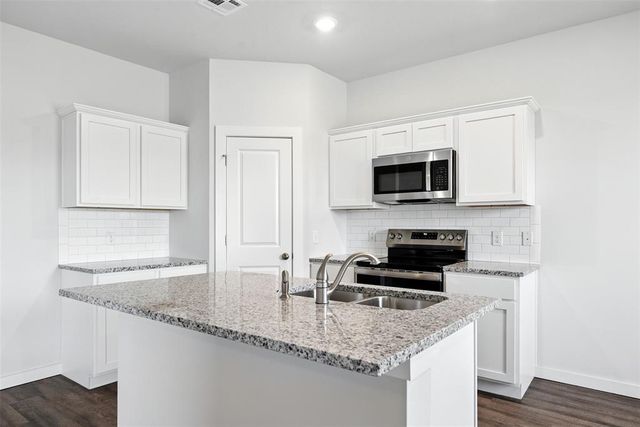 1018 Prairie Drive, Tuttle, OK 73089