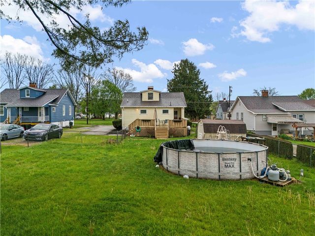 137 Independence Street, Perryopolis, PA 15473