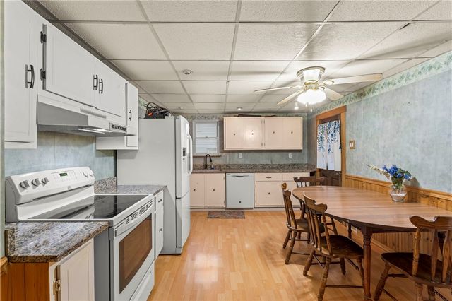 137 Independence Street, Perryopolis, PA 15473