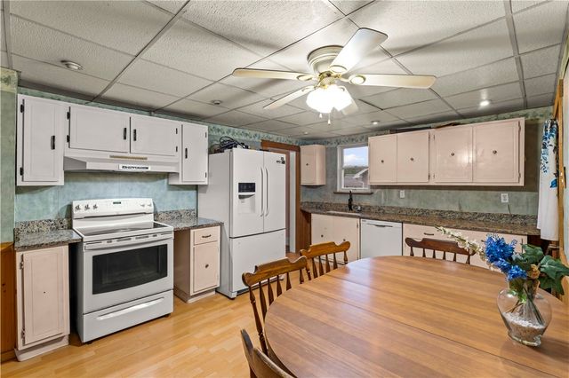 137 Independence Street, Perryopolis, PA 15473