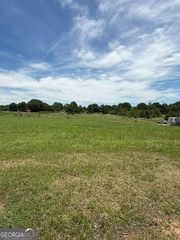 682 McDonough Road S, Griffin, GA 30224