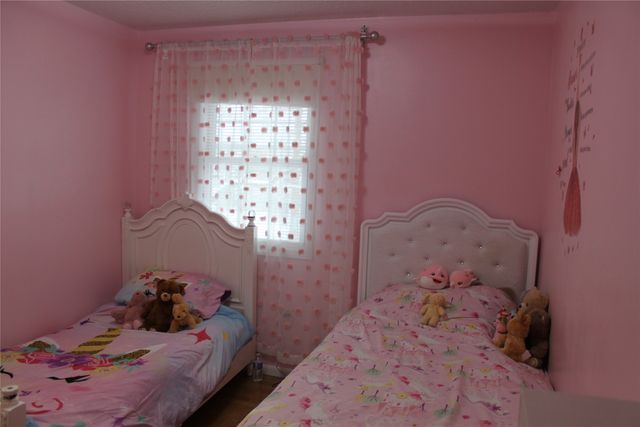 2018 ZIMMERLY Road, Erie, PA 16509