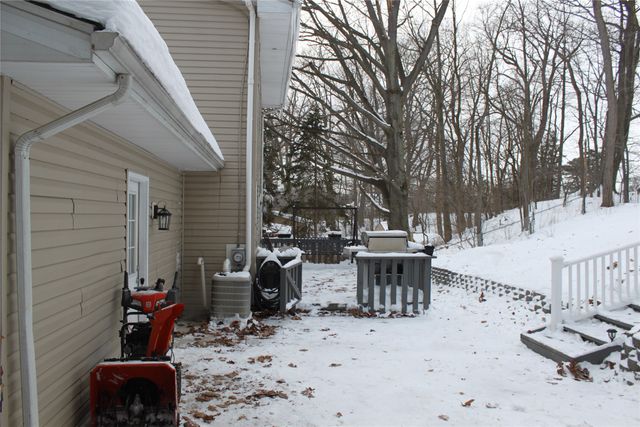 2018 ZIMMERLY Road, Erie, PA 16509