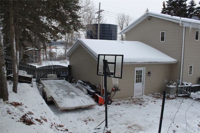 2018 ZIMMERLY Road, Erie, PA 16509